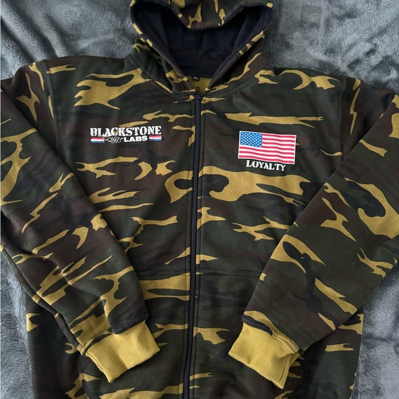 FULL SET (BLACKSTONE LABS) HOODIE WITH SWEAT PANTS. Awesome condition! - Picture 16 of 16